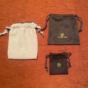 Jewelry pouches of Julie Vos